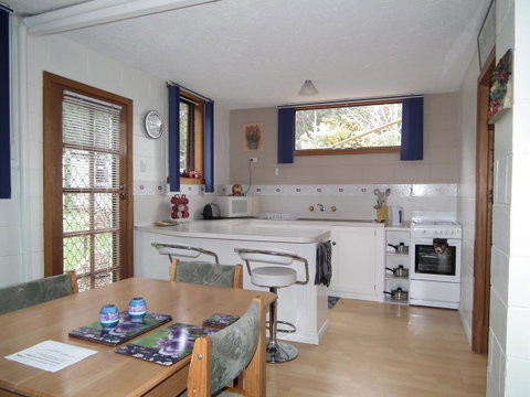 Harlea - Accommodation Redcliffe 0