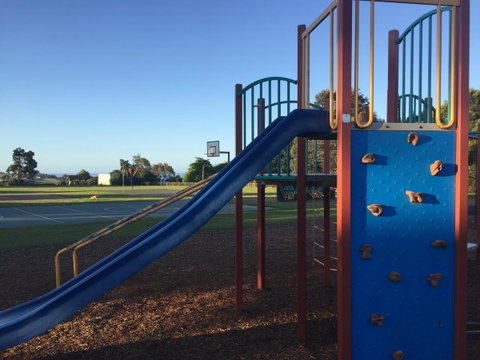 Harlea - Accommodation Redcliffe 14