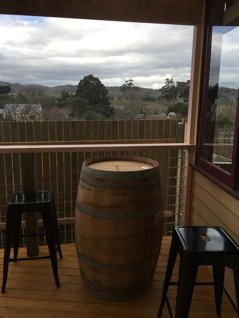 Bridge View Retreat - Accommodation Redcliffe 6