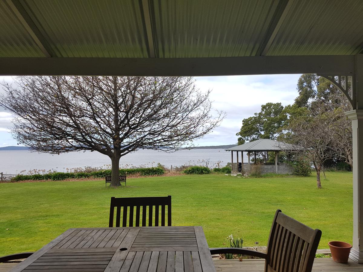 Middleton TAS Accommodation Redcliffe