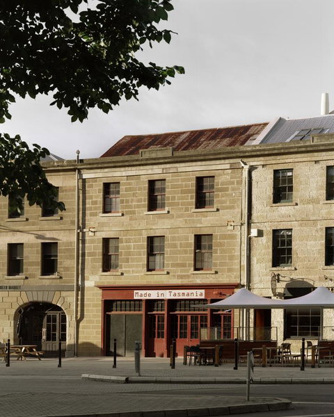 Moss Hotel - Accommodation Redcliffe 16