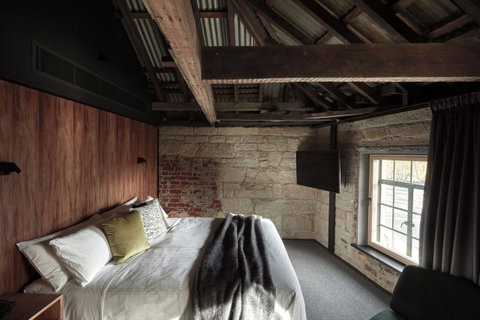 Moss Hotel - Accommodation Redcliffe 10