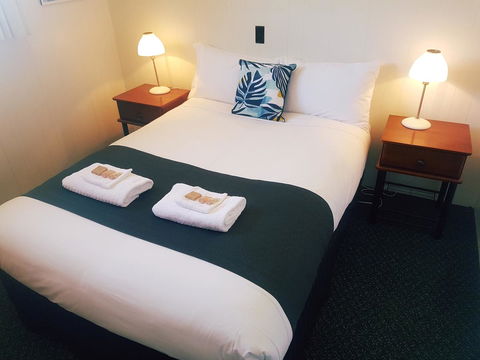 Ocean View Cottage - Accommodation Redcliffe 4