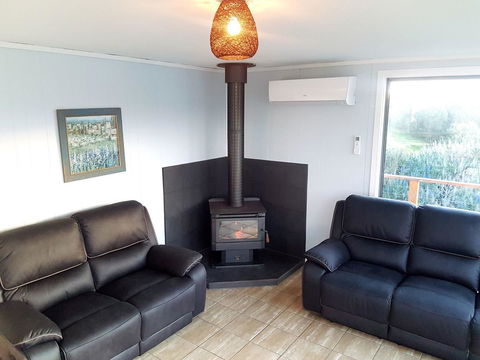 Ocean View Cottage - Accommodation Redcliffe 13