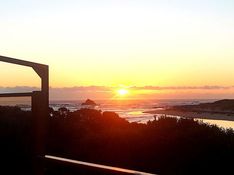 Ocean View Cottage - Accommodation Redcliffe 9
