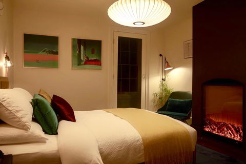 Lotus Gogh Apartment - Accommodation Redcliffe 14
