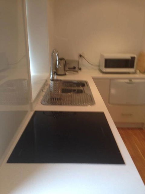 Hobart Colonial Apartment - Accommodation Redcliffe 9