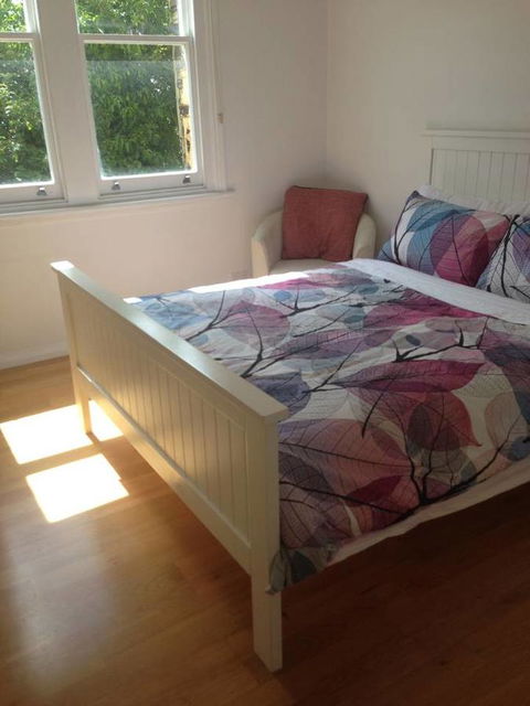 Hobart Colonial Apartment - Accommodation Redcliffe 4