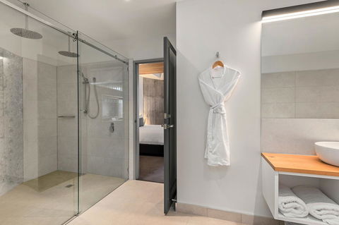 Peppers Silo - Accommodation Redcliffe 7