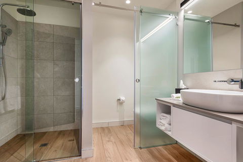 Peppers Silo - Accommodation Redcliffe 25