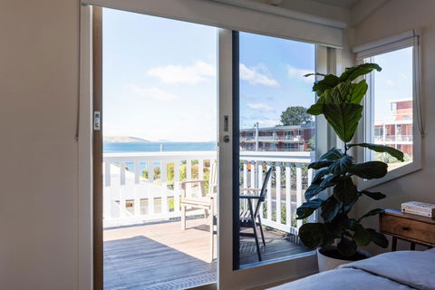 Litora Accommodation - Accommodation Redcliffe 18