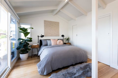 Litora Accommodation - Accommodation Redcliffe 2