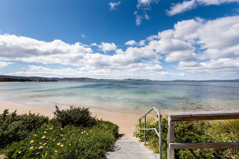 Litora Accommodation - Accommodation Redcliffe 26