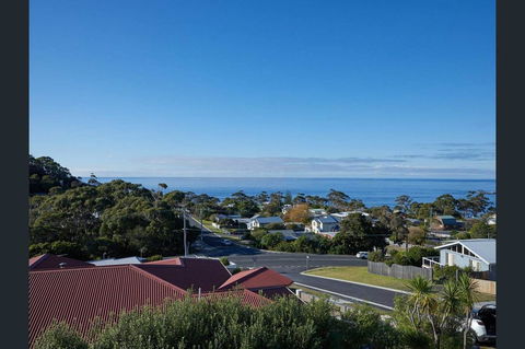 Bicheno Views On Douglas - Accommodation Redcliffe 6