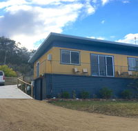 Up the Back - Accommodation Redcliffe