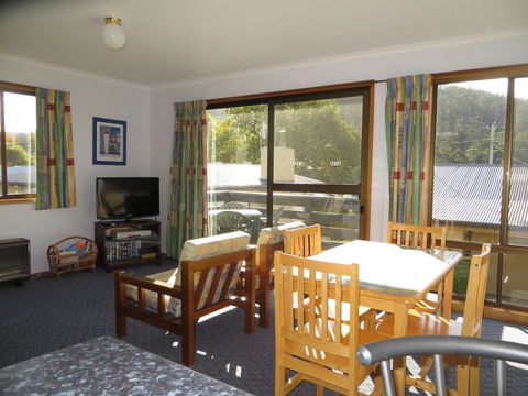 Orford Prosser Holiday Units - Accommodation Redcliffe 6