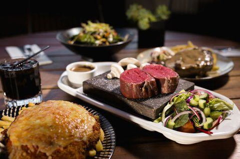 Shoreline Hotel - Accommodation Redcliffe 17