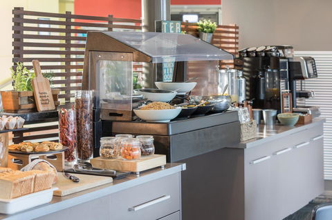 Travelodge Hotel Hobart Airport - Accommodation Redcliffe 15