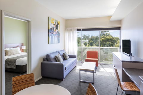 Travelodge Hotel Hobart Airport - Accommodation Redcliffe 9