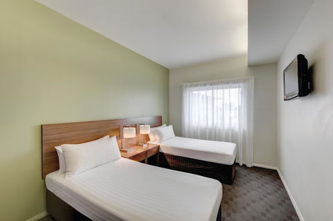 Travelodge Hotel Hobart Airport - Accommodation Redcliffe 10