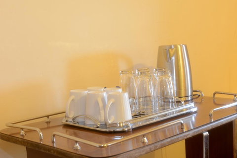 Edinburgh Gallery Bed & Breakfast - Accommodation Redcliffe 42