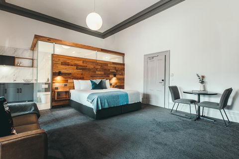 Maylands Lodge - Accommodation Redcliffe 4