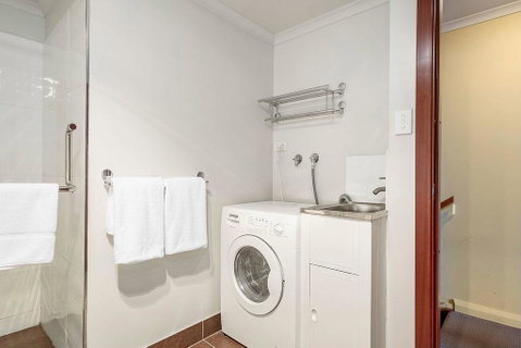 Apartment 104 - Accommodation Redcliffe 13