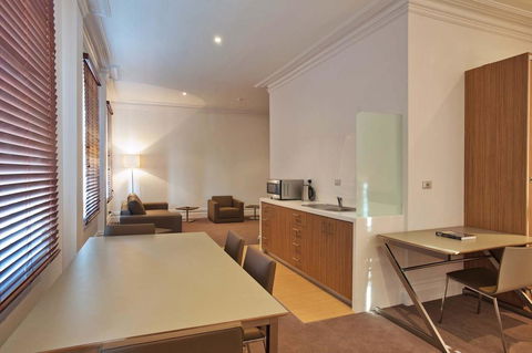 Ikon Hotel - Accommodation Redcliffe 22