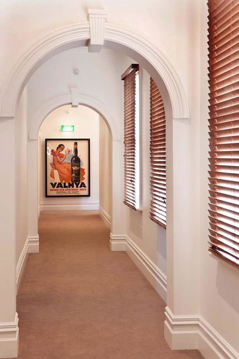 Ikon Hotel - Accommodation Redcliffe 35