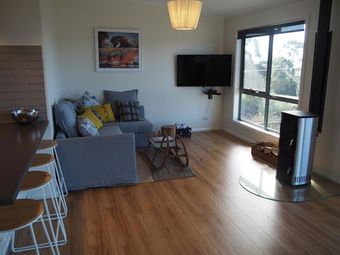 GRANITE BEACH HOUSE @ Bay Of Fires - Accommodation Redcliffe 2