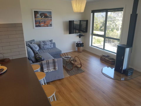 GRANITE BEACH HOUSE @ Bay Of Fires - Accommodation Redcliffe 10