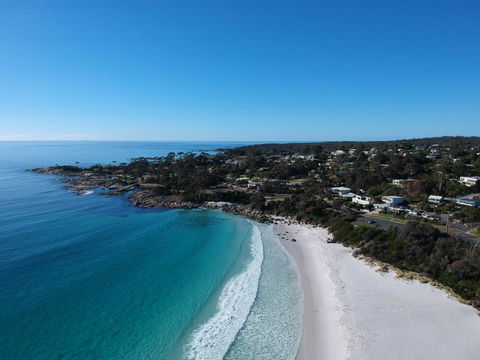 GRANITE BEACH HOUSE @ Bay Of Fires - Accommodation Redcliffe 14