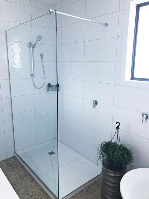 EMBRACING EVANDALE - Hosted By L'Abode Accommodation - Accommodation Redcliffe 23