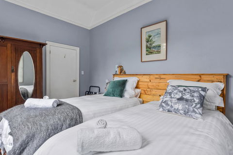 Gatehouse On Stoke - Accommodation Redcliffe 25