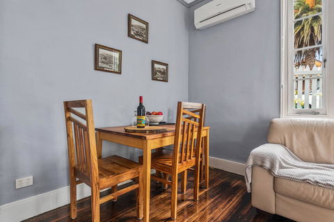Gatehouse On Stoke - Accommodation Redcliffe 40