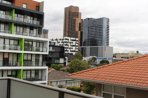 Poplar Box Hill Apartment - Accommodation Redcliffe 1
