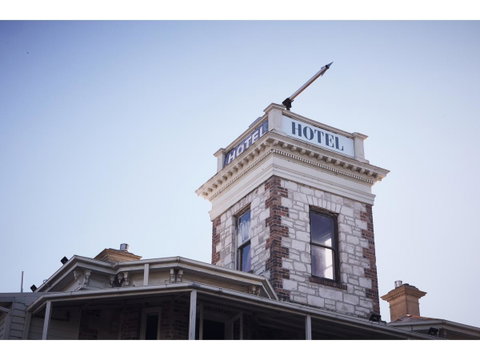 Hotel Sorrento - Accommodation Redcliffe 0