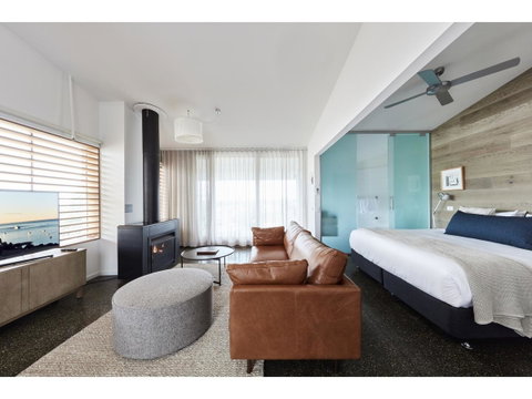 Hotel Sorrento - Accommodation Redcliffe 5