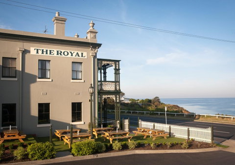 The Royal Hotel Mornington - Accommodation Redcliffe 19