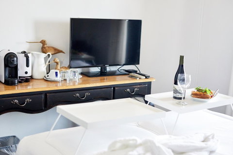The Royal Hotel Mornington - Accommodation Redcliffe 8