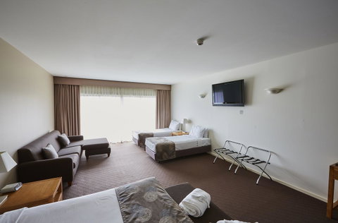 Mornington Hotel - Accommodation Redcliffe 22