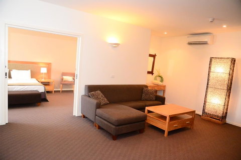 Mornington Hotel - Accommodation Redcliffe 36