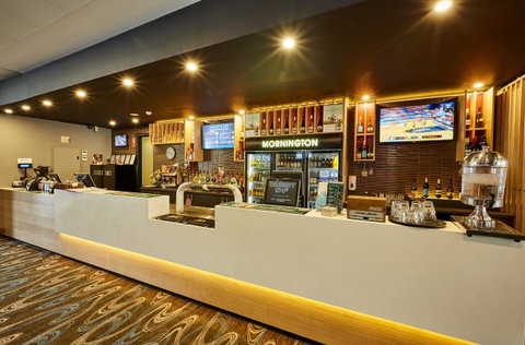 Mornington Hotel - Accommodation Redcliffe 8