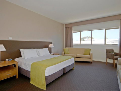 Mornington Hotel - Accommodation Redcliffe 30