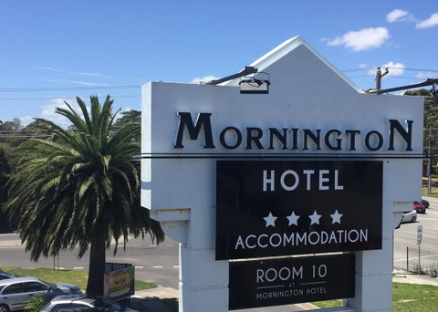 Mornington Hotel - Accommodation Redcliffe 5