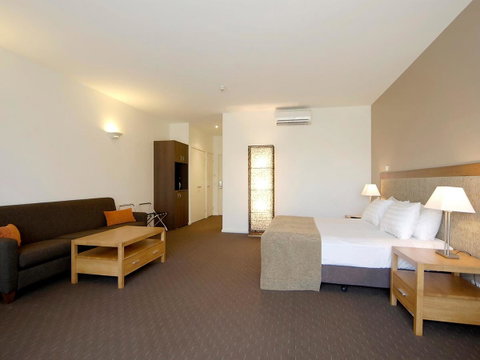 Mornington Hotel - Accommodation Redcliffe 27