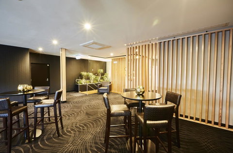 Mornington Hotel - Accommodation Redcliffe 13