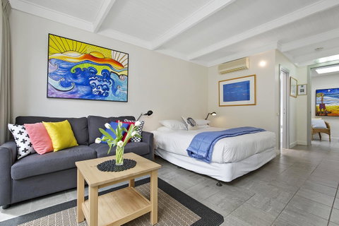 Oceanic Sorrento - Accommodation Redcliffe 13