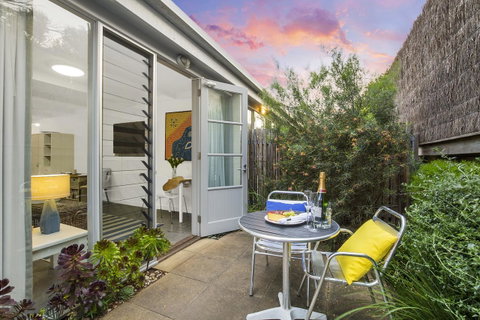 Oceanic Sorrento - Accommodation Redcliffe 3