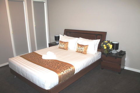 Atarhi Villas - Melbourne - Accommodation Redcliffe 8
